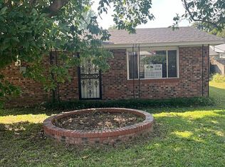 303 Ogden Ave, Gideon, MO 63848