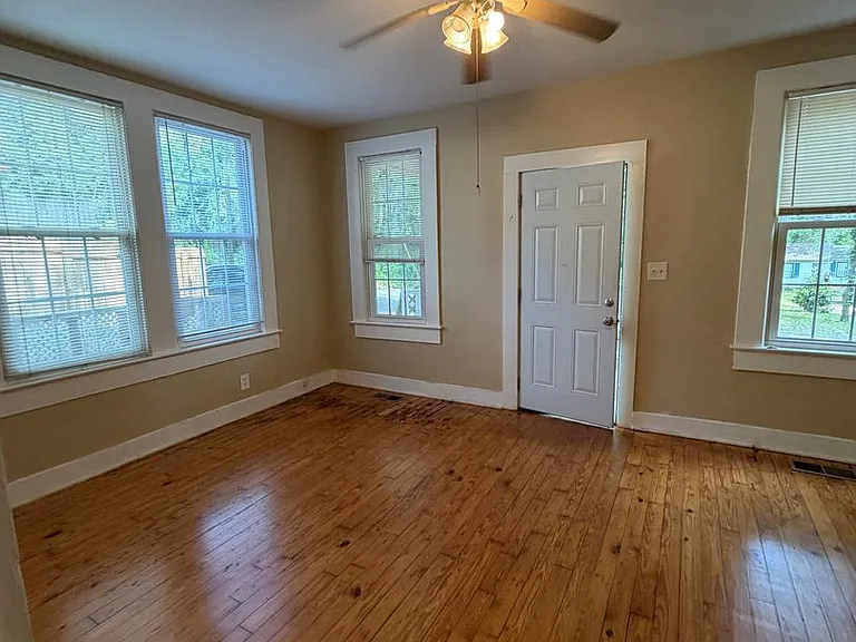 322 Oakland Avenue Duplex — Photo 16