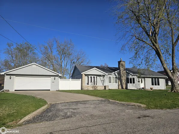 2 Carter Ct, Ottumwa, IA 52501