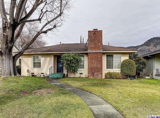 2497 Galbreth Rd, Pasadena, CA 91104