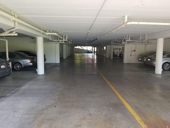 Garage Drive Aisle