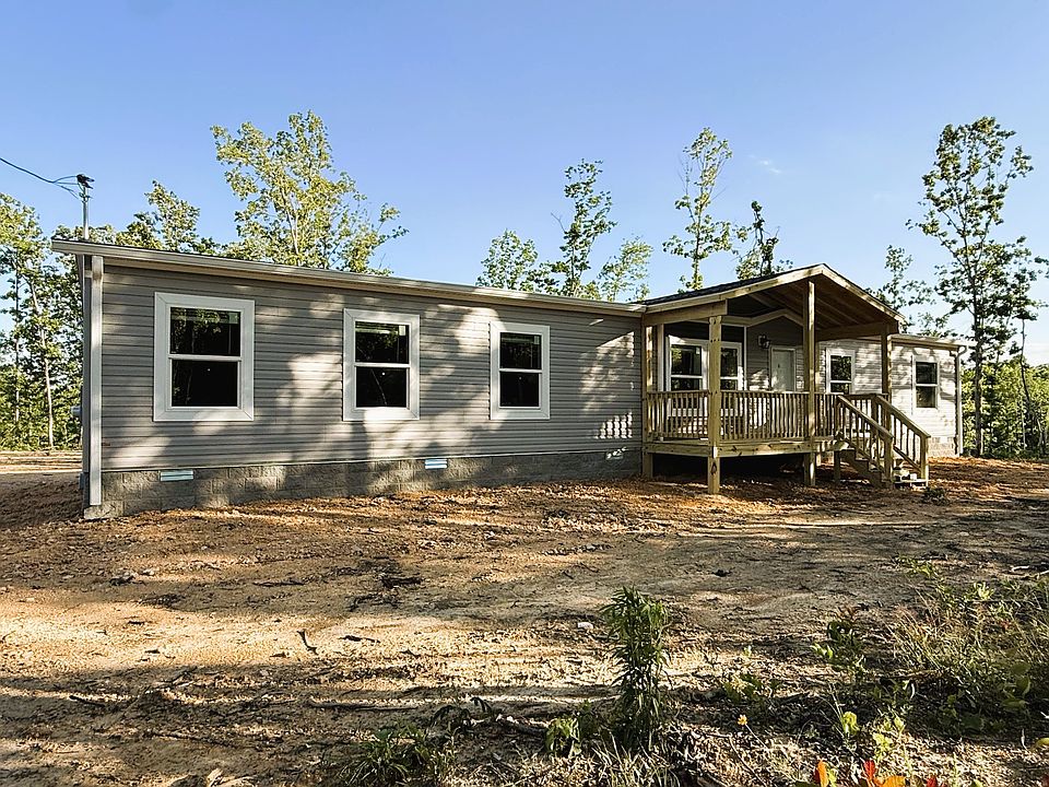 1st image of 641 Woodland Rd