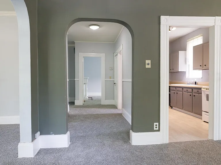 1019 Findley Ave — Photo 12