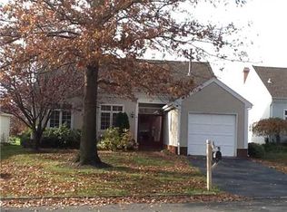 40 Winthrop Rd, Monroe Township, NJ 08831