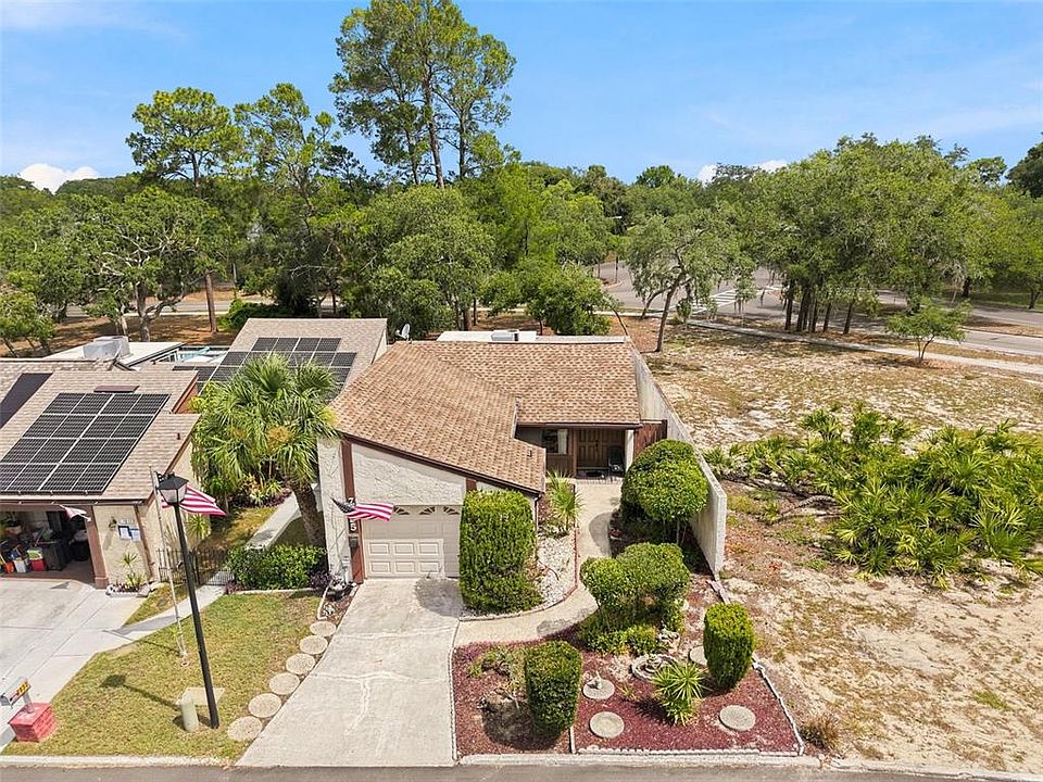 1st image of 7835 Fox Den Row