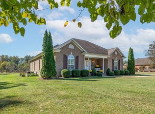 114 Hummingbird Ln, Lawrenceburg, TN 38464