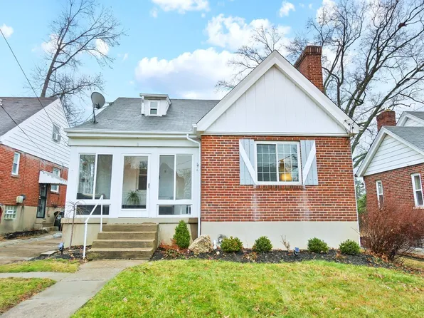 8 Aldon Ln, Cincinnati, OH 45236