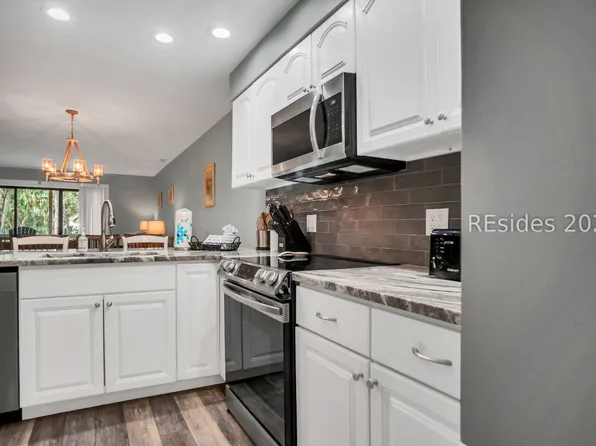 1 Gloucester Road UNIT 1804, Hilton Head Island, SC 29928
