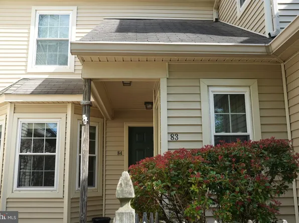 84 Woodlake Dr, Marlton, NJ 08053