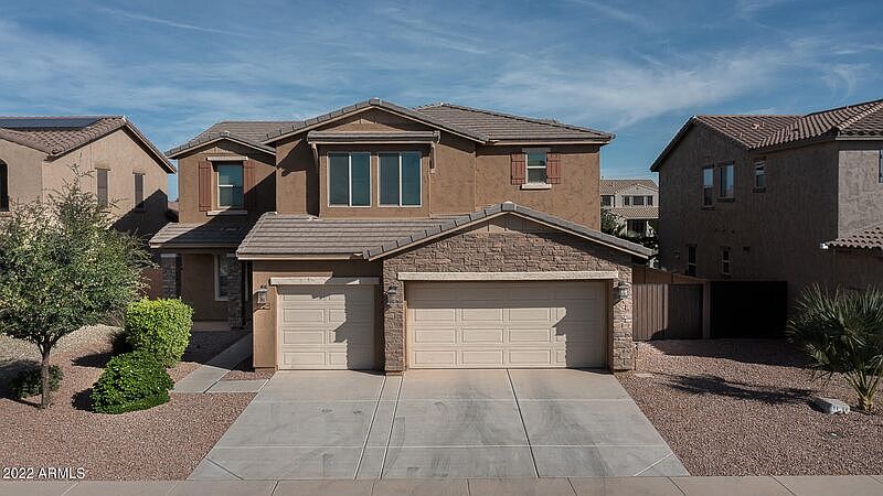 1st image of 40756 W Parkhill Dr