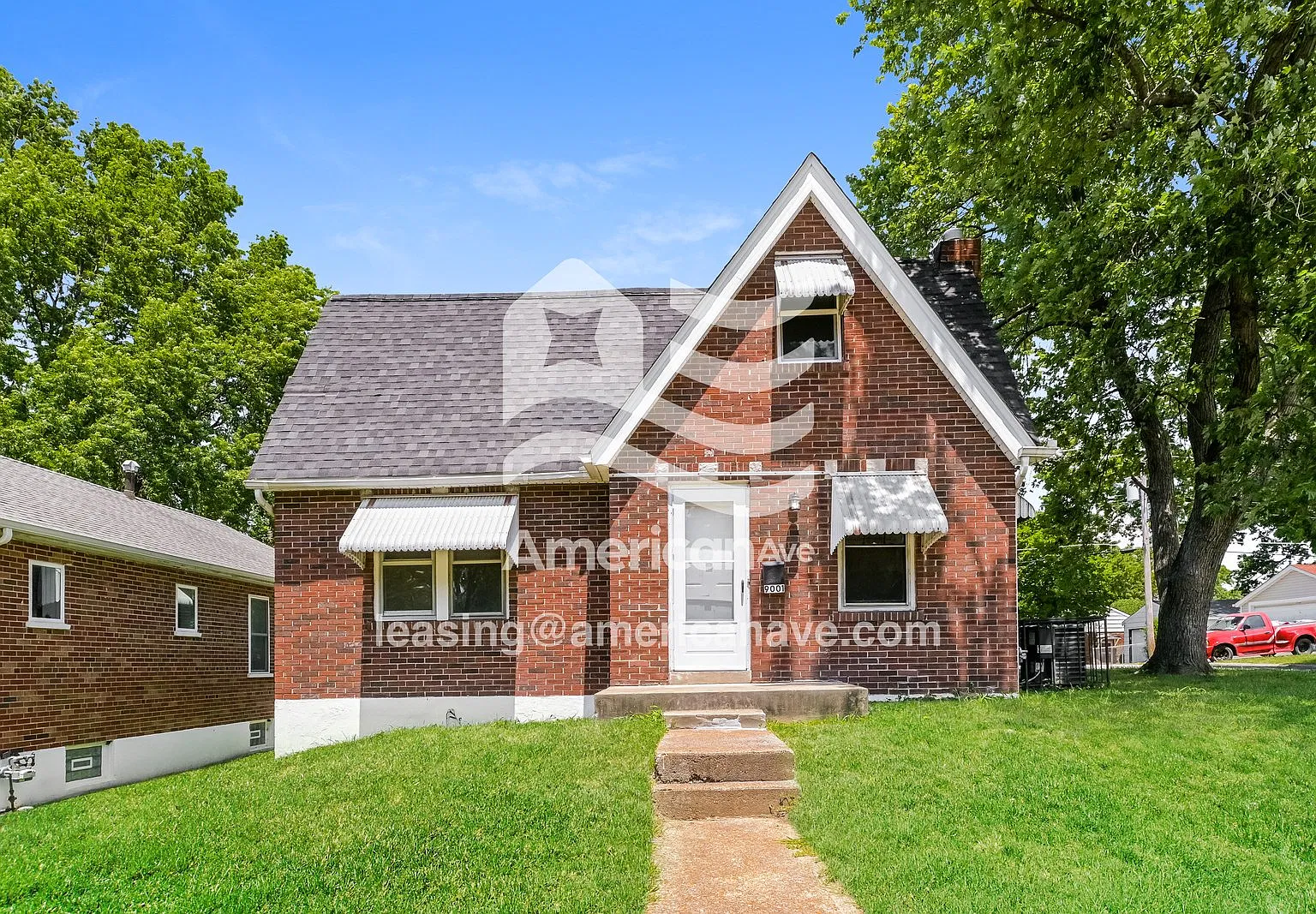 2 bed, 1.0 bath, 865 sqft, $1,310 — Photo 1