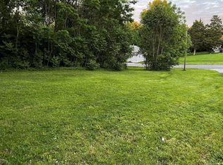 125 N Wood St, Staunton, IL 62088