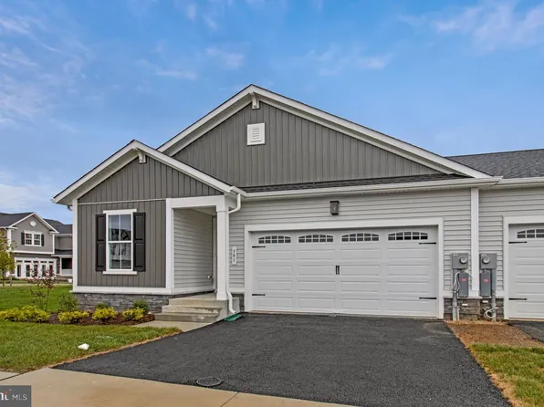 Everett Drive Cypress, Boonsboro, MD 21713