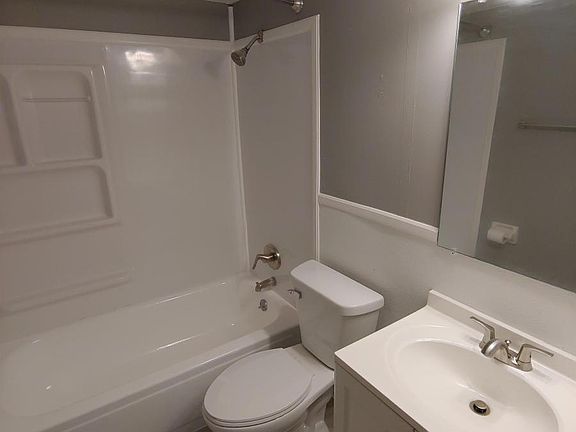 2nd image of 2836 Blackforest Dr APT D