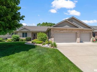 1905 Providence Ln, Springfield, IL 62711