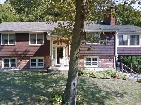 167 Forest St, Melrose, MA 02176