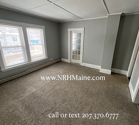 4th image of 17 Skillings Ave #4