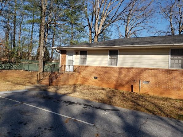 11 Eldorado Dr APT 2A