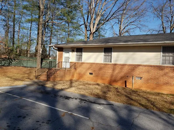 11 Eldorado Dr, Greenville, SC