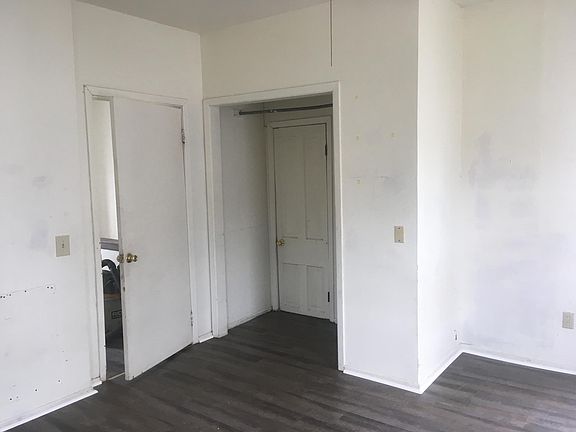 5th image of 599 S Court St Unit A
