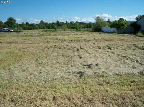 485 NW Richard St, Sheridan, OR 97378