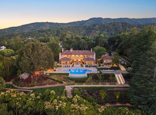 10285 Magdalena Rd, Los Altos Hills, CA 94024