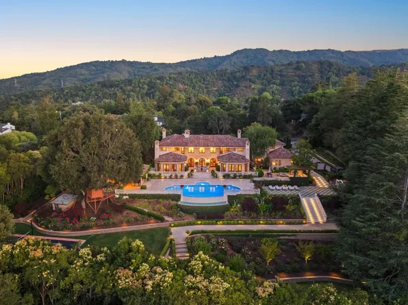 10285 Magdalena Rd, Los Altos Hills, CA 94024