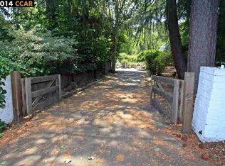 499 Harper Ln, Danville, CA 94526