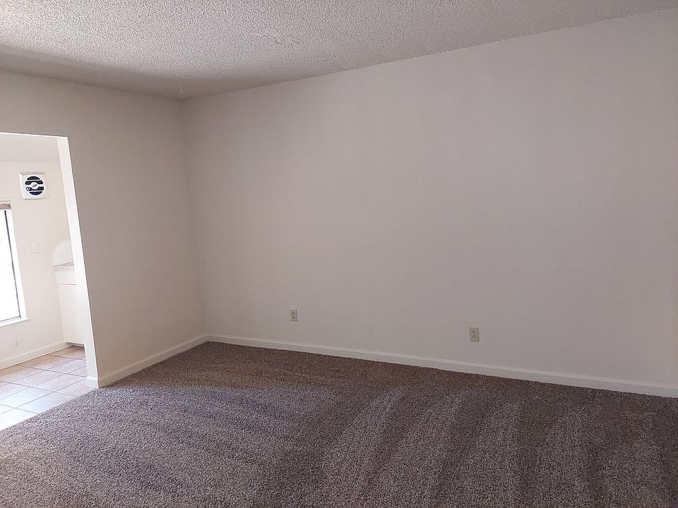 1st image of 1040 Martin Ave APT 9