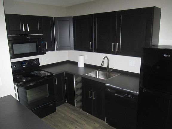 4th image of 931 Madison Ave #A-33