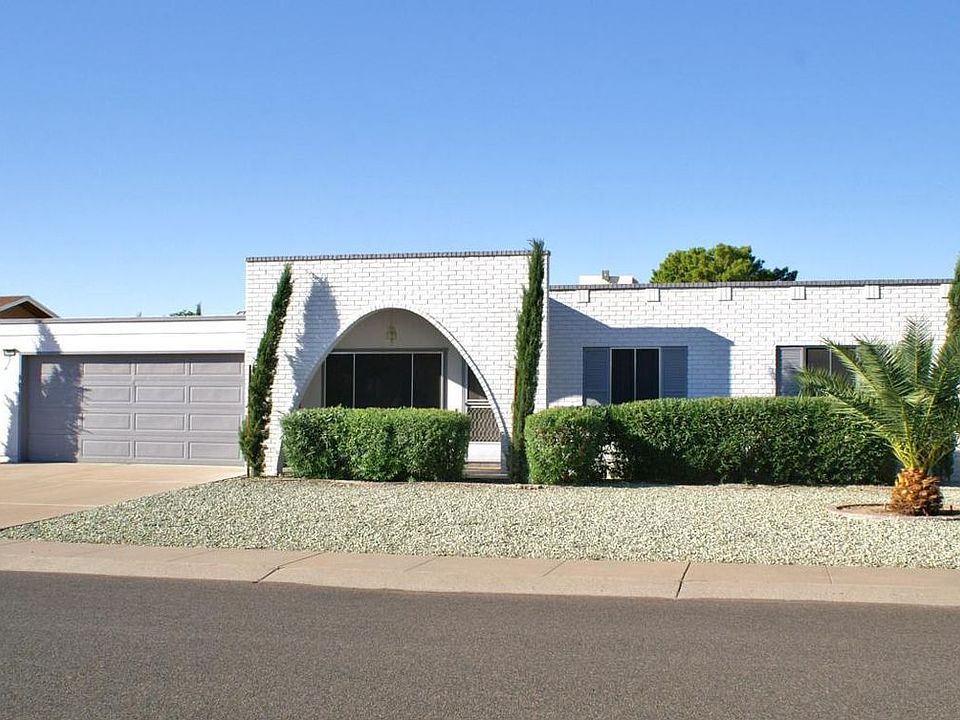 1st image of 10957 W Crestbrook Dr