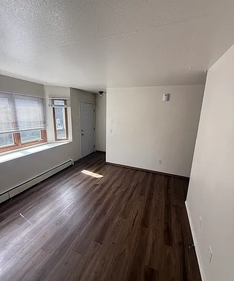 332 N Bunn St #B — Photo 7
