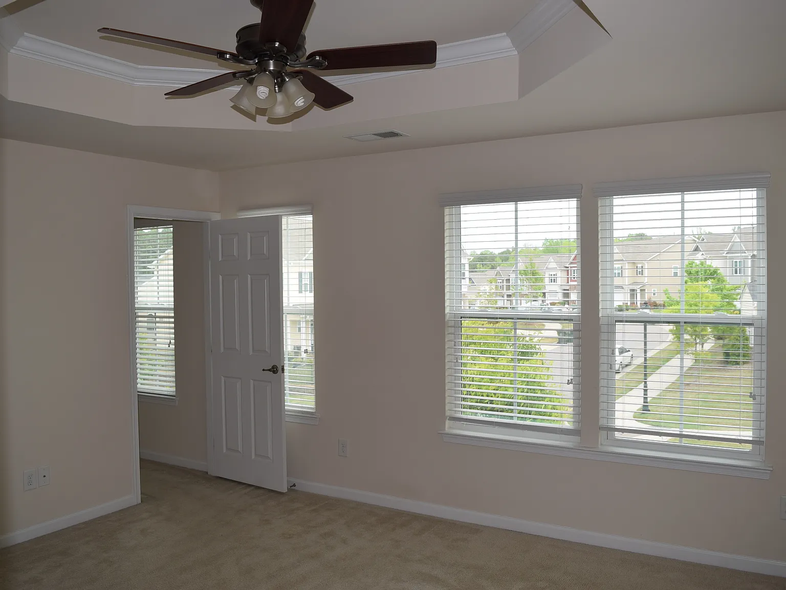 423 Panorama View Loop - 1 — Photo 3