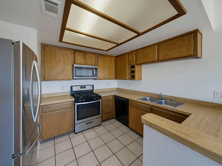 21421 Juan Ave #6 — Photo 7
