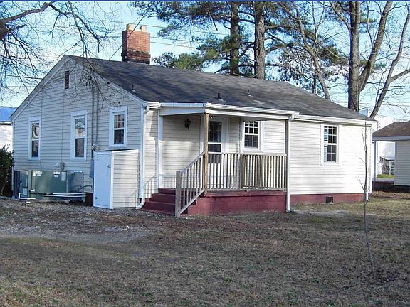 Backyard & Covered Porch