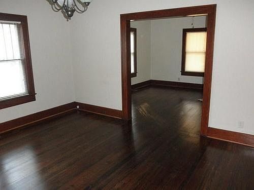 5th image of 1312 Menor St