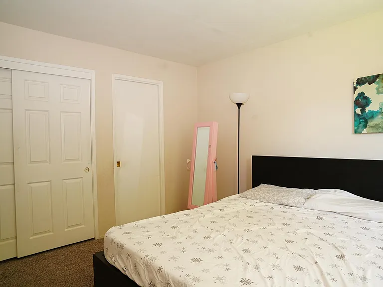 639 Sonoma Ave — Photo 8