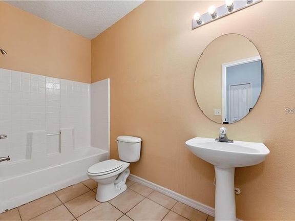 5th image of 1333 Broken Oak Dr #B