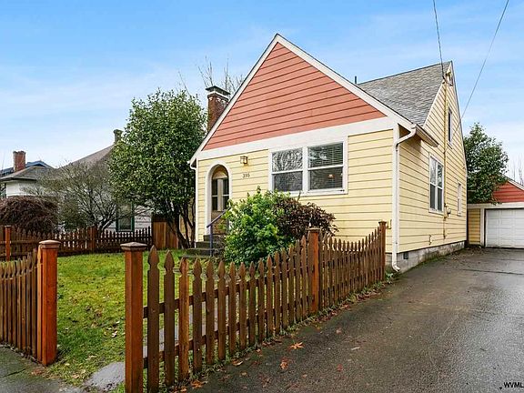 2nd image of 395 24th St NE