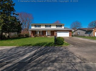 5317 Edgebrook Dr, Charleston, WV 25313