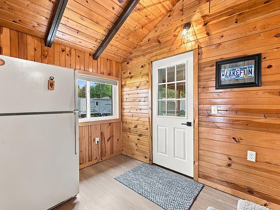 5th image of 14220 Globstad Beach Rd