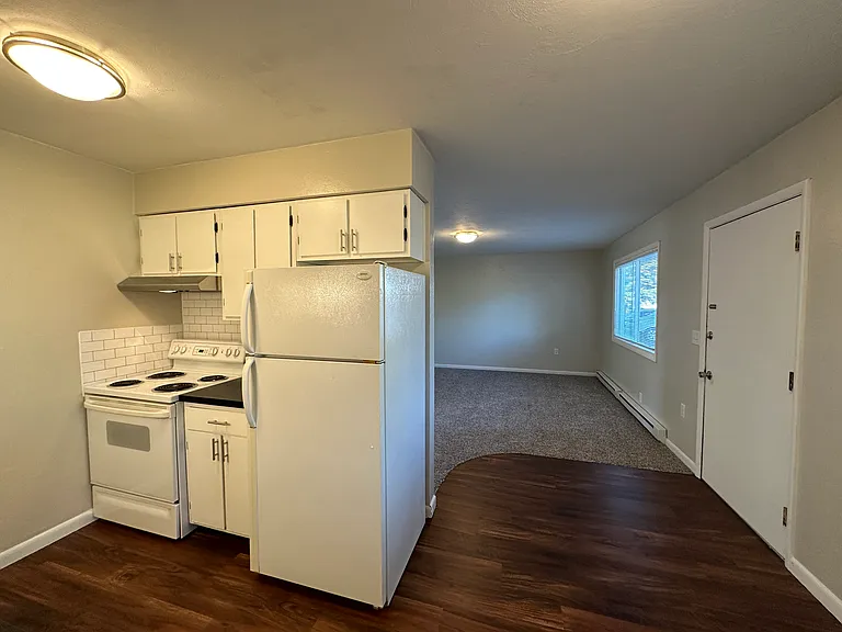 6995 W 200 N #11 — Photo 9