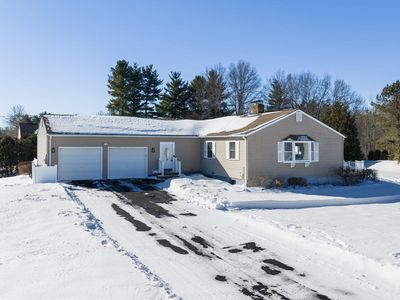 315 East St S, Suffield, CT, 06078