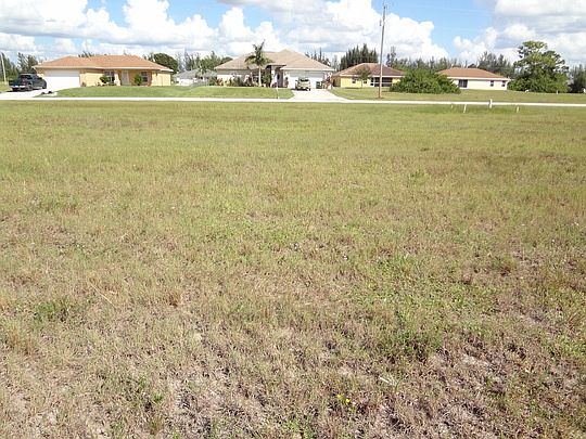 2nd image of 1910 NW 23rd Ave