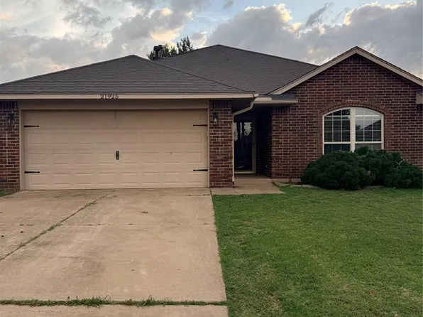 21925 Homesteaders Rd, Edmond, OK 73012