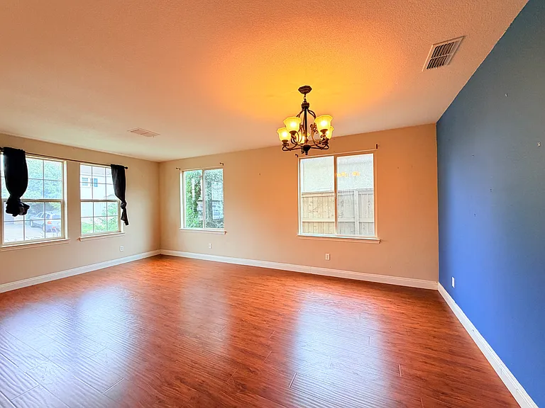 9016 Virginia Fife Way — Photo 5