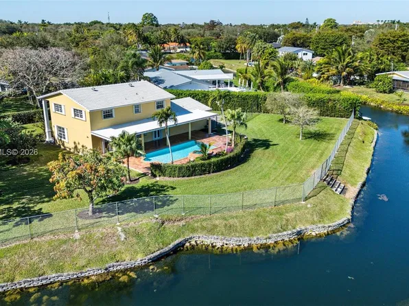 11401 SW 72nd Pl, Pinecrest, FL 33156