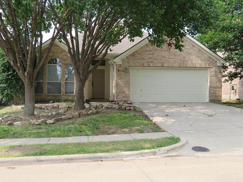 1st image of 5104 Blackwood Dr