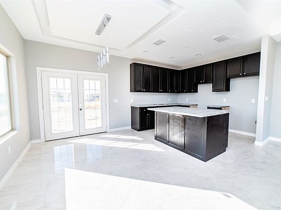 5th image of 5618 Rosendo B Ancira Dr