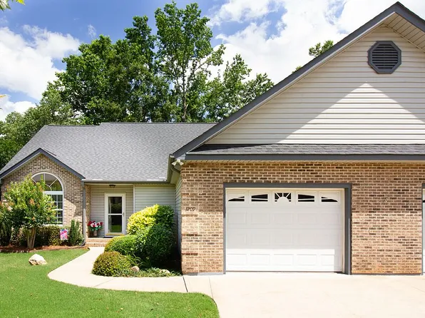 1209 Cobbs Glen Dr, Anderson, SC 29621